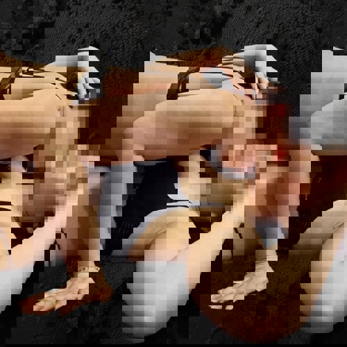 ZweiFreundinnenmitAV1521