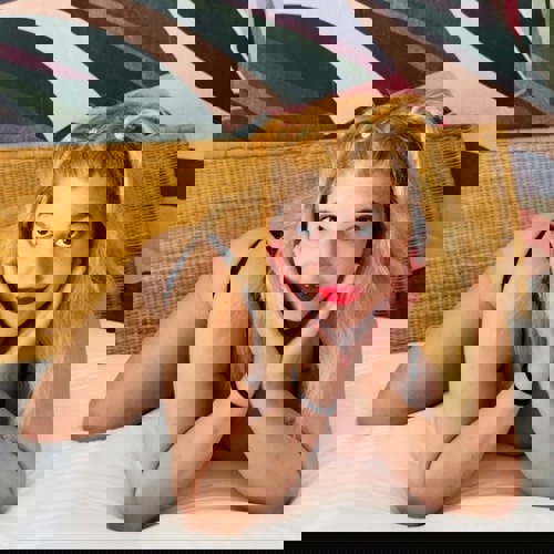 MollyTOPSERVICE